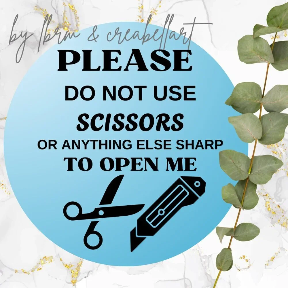 100 Please Do Not Use Scissors  - Fragile Packaging stickers labels
